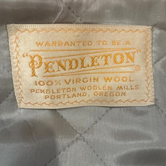 Pendleton Women's Red Coat - Picture 3 of 3